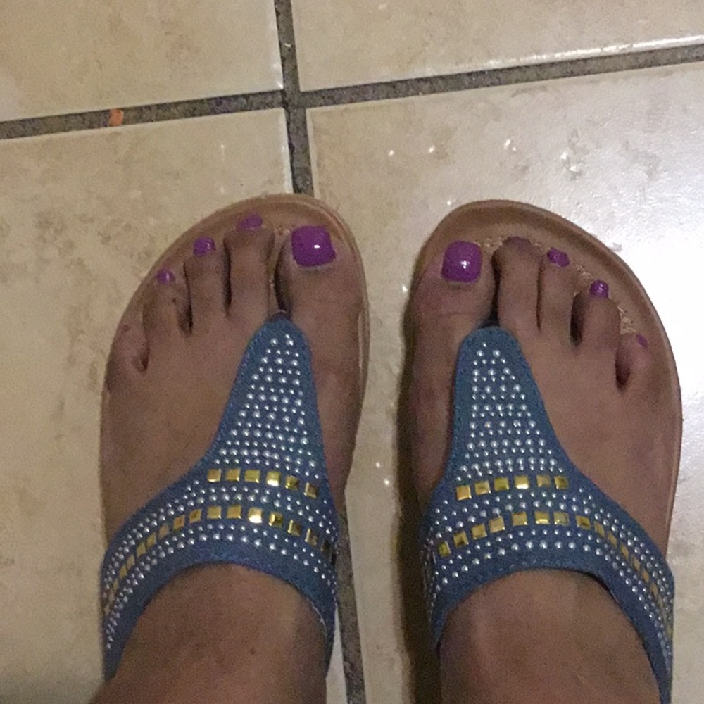 Sandals - Picture 4 of 4